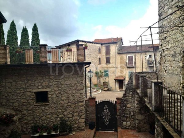 casa indipendente in vendita ad Amaseno