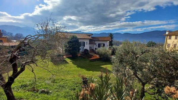 casa indipendente in vendita ad Amaseno