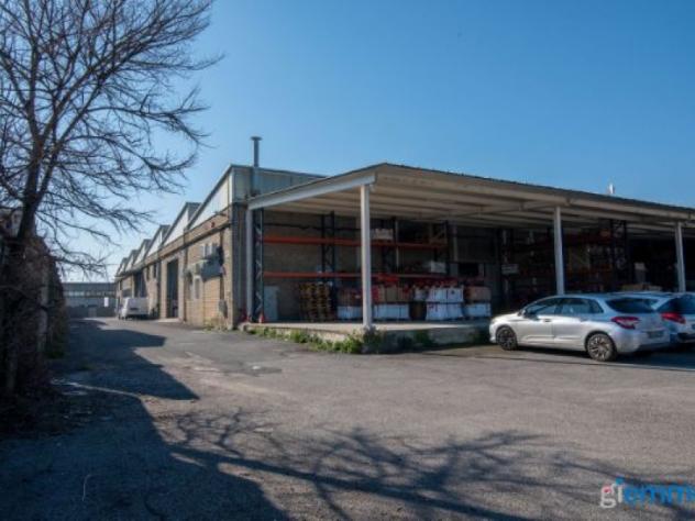 locale commerciale in vendita ad Amaseno