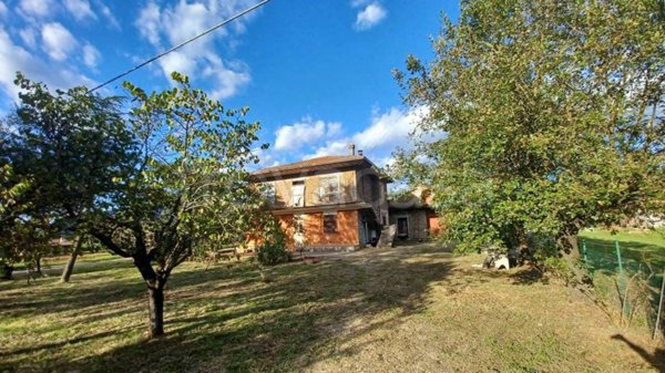 casa indipendente in vendita ad Amaseno