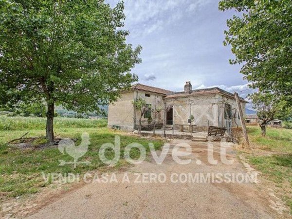 casa indipendente in vendita ad Amaseno
