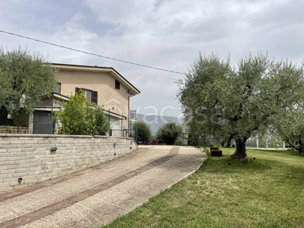 casa indipendente in vendita ad Anagni