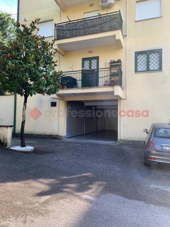 ufficio in vendita ad Anagni in zona Osteria della Fontana