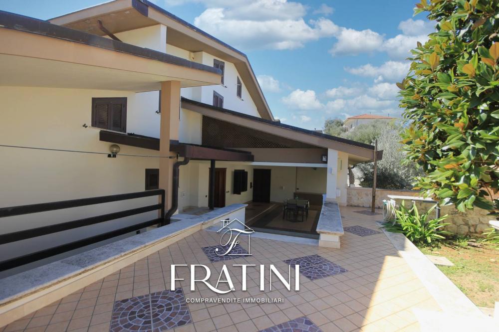 casa indipendente in vendita ad Anagni