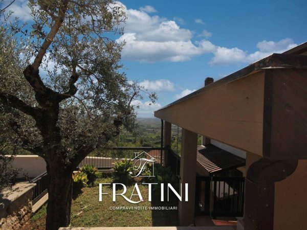 casa indipendente in vendita ad Anagni