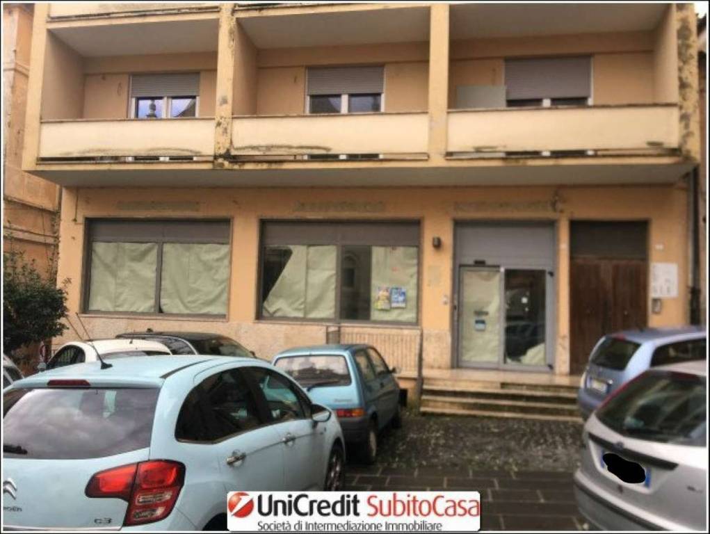 negozio in vendita ad Anagni