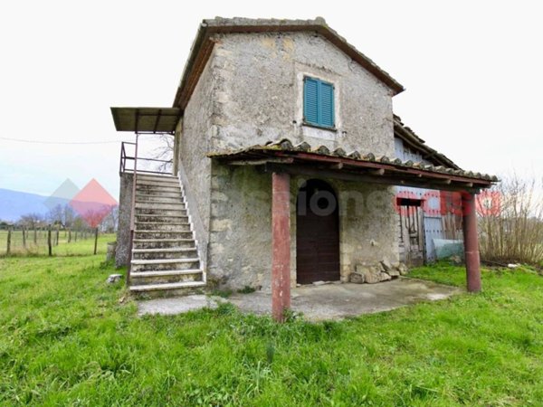 casa indipendente in vendita ad Anagni in zona Osteria della Fontana