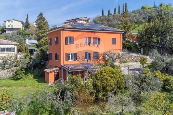 casa indipendente in vendita ad Anagni