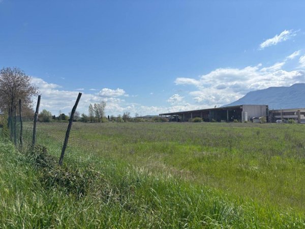 terreno industriale in vendita ad Anagni in zona Osteria della Fontana