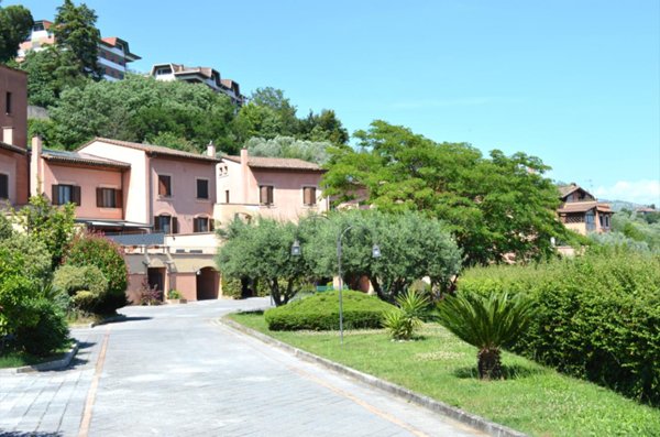 casa indipendente in vendita ad Anagni