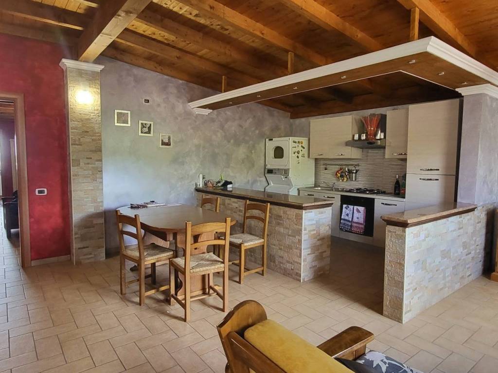 appartamento in vendita ad Anagni in zona Osteria della Fontana