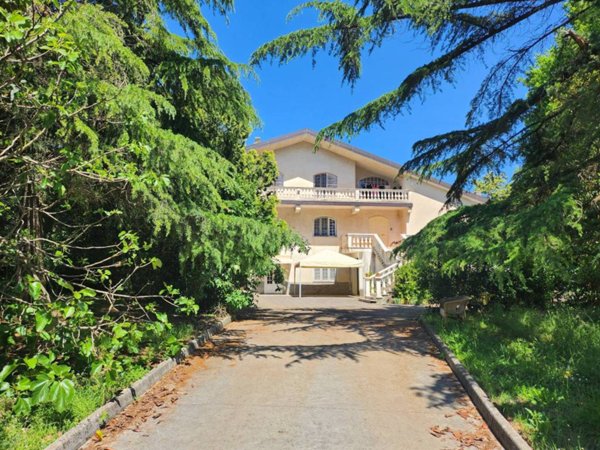 casa indipendente in vendita ad Anagni