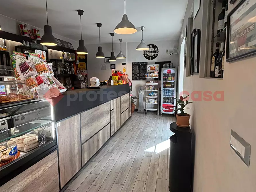 negozio in vendita ad Anagni in zona Osteria della Fontana