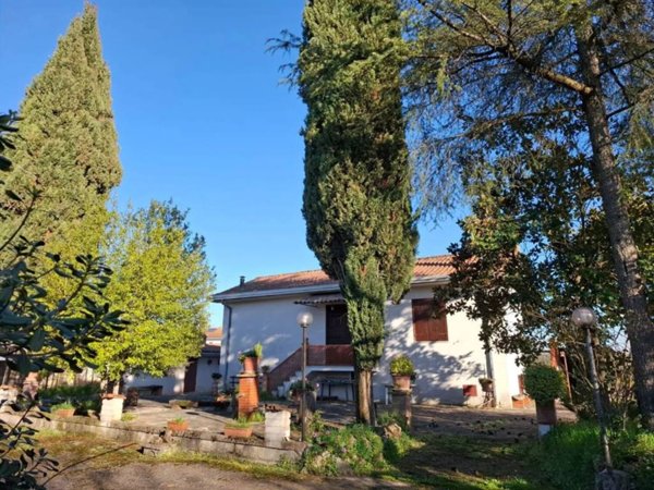 casa indipendente in vendita ad Anagni