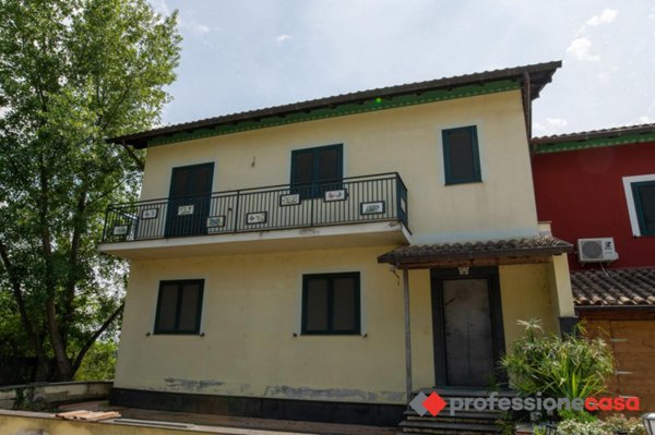 casa indipendente in vendita ad Anagni