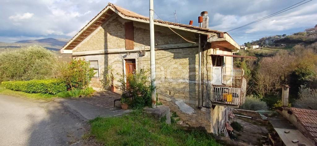 casa indipendente in vendita ad Anagni