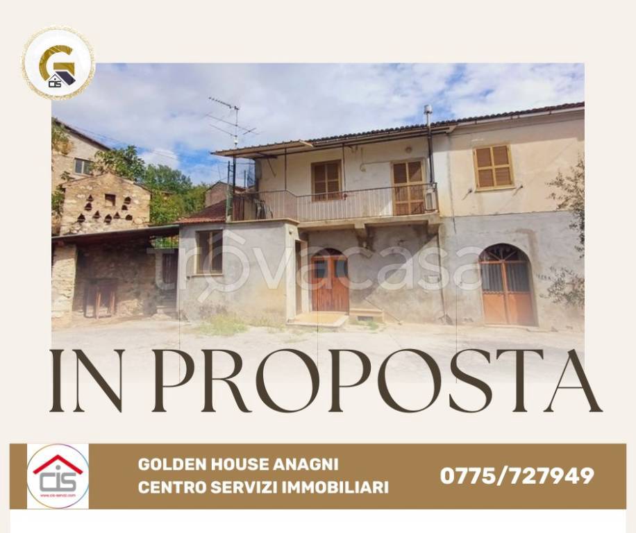 casa indipendente in vendita ad Anagni in zona Tufano