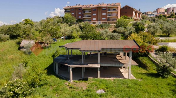 casa indipendente in vendita ad Anagni
