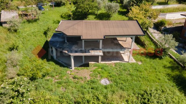 casa indipendente in vendita ad Anagni