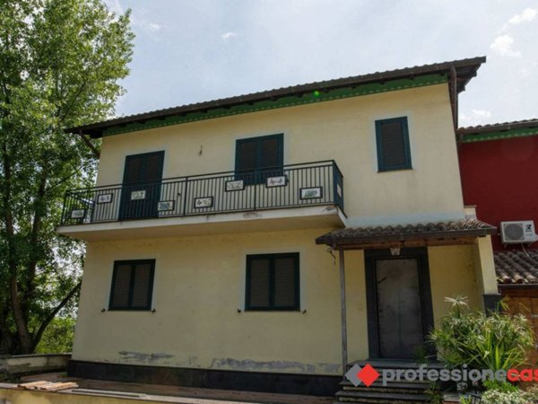 casa indipendente in vendita ad Anagni