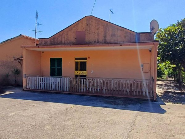 casa indipendente in vendita ad Anagni