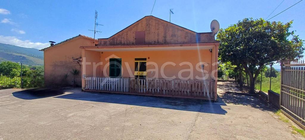 casa indipendente in vendita ad Anagni