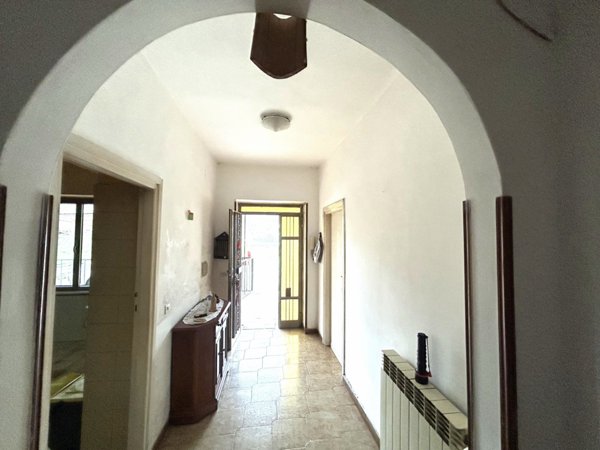 casa indipendente in vendita ad Anagni in zona Tufano