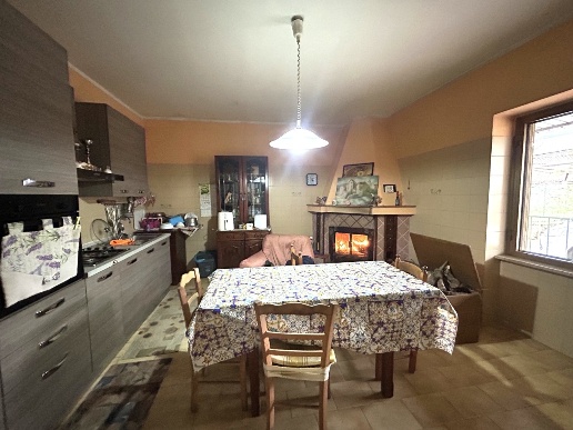 casa indipendente in vendita ad Anagni in zona Tufano