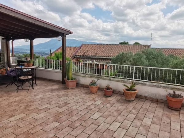 casa indipendente in vendita ad Anagni