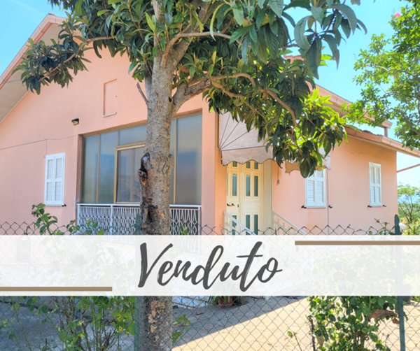 casa indipendente in vendita ad Anagni