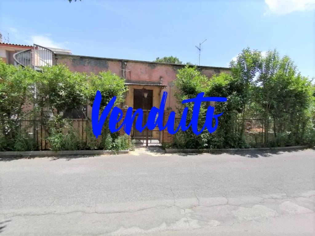 casa indipendente in vendita ad Anagni