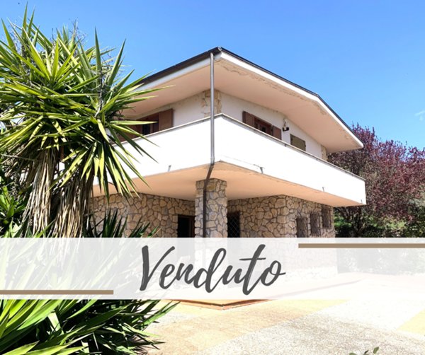 casa indipendente in vendita ad Anagni in zona Castellone