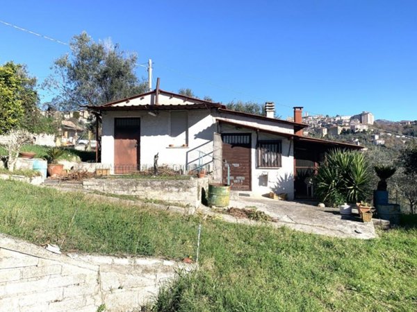 casa indipendente in vendita ad Anagni