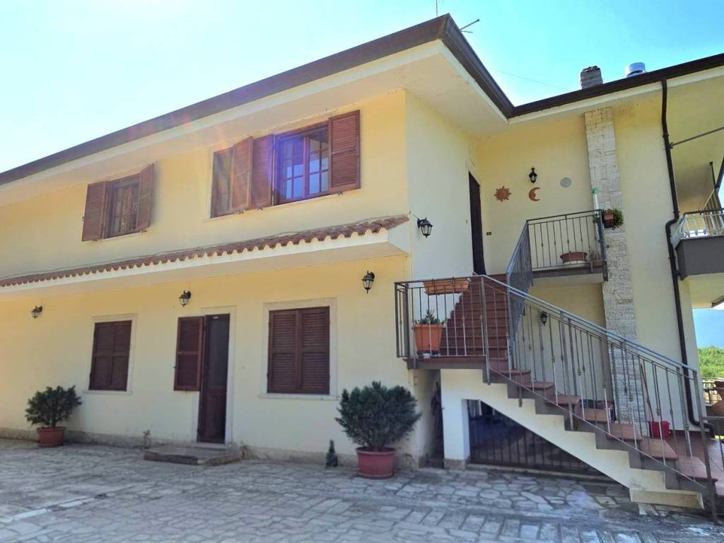 appartamento in vendita ad Anagni in zona Osteria della Fontana