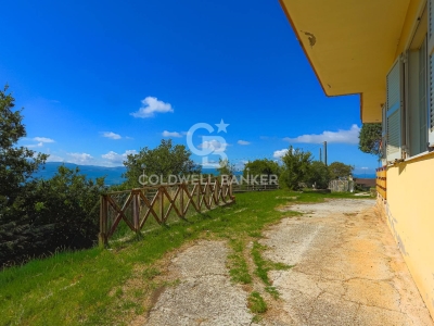 casa indipendente in vendita ad Anagni in zona Castellone