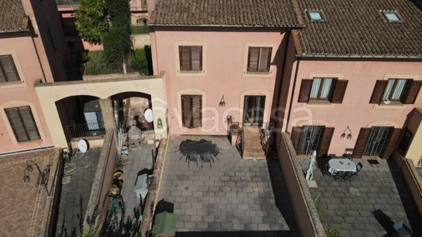 casa indipendente in vendita ad Anagni