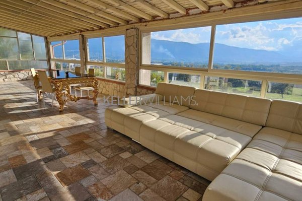 casa indipendente in vendita ad Anagni in zona Osteria della Fontana