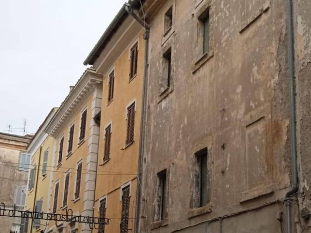 casa indipendente in vendita ad Anagni