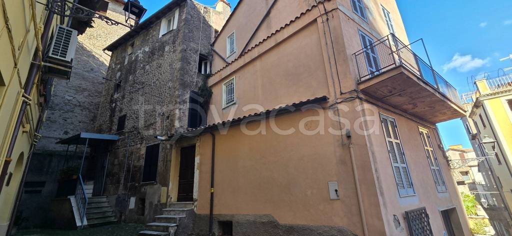 casa indipendente in vendita ad Anagni