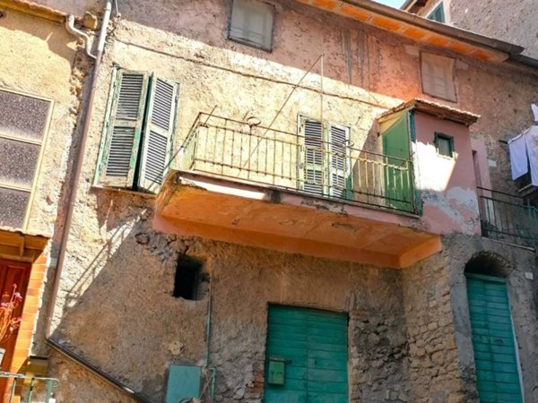casa indipendente in vendita ad Anagni