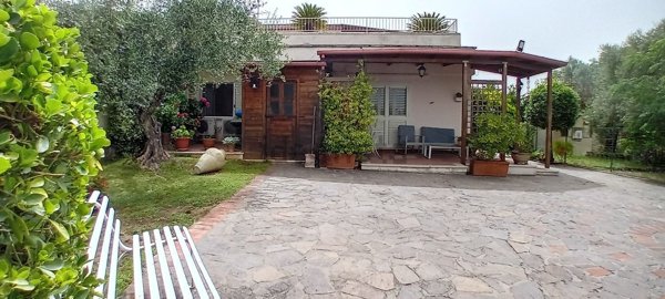 casa indipendente in vendita ad Anagni