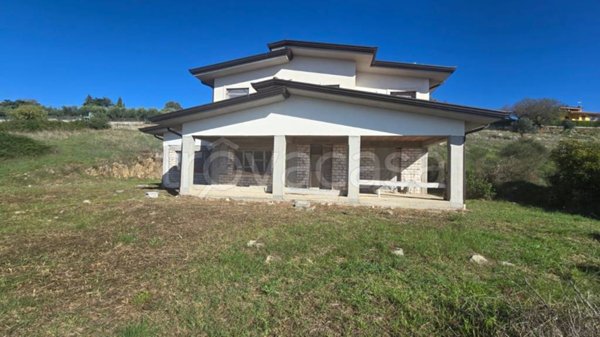 casa indipendente in vendita ad Anagni in zona Castellone