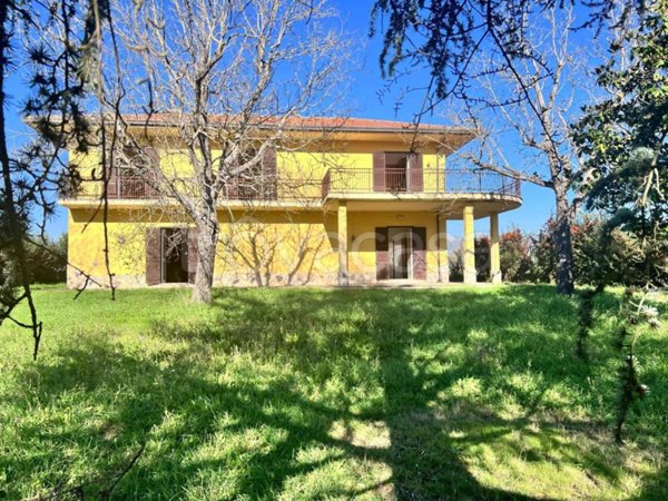 casa indipendente in vendita ad Anagni