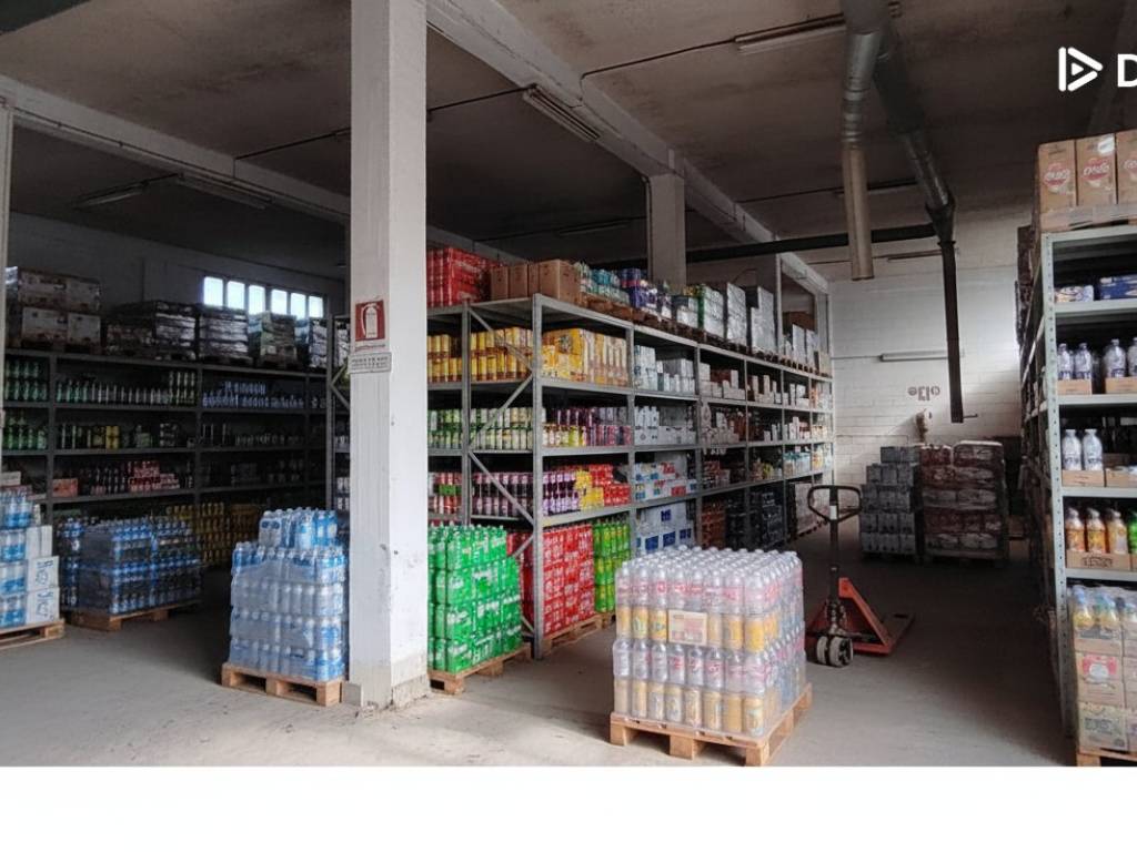 locale commerciale in vendita ad Anagni