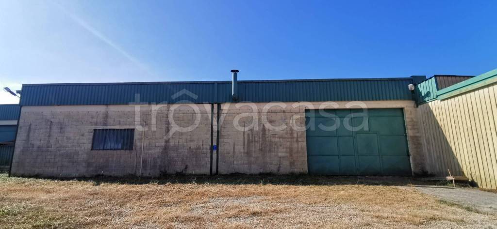 locale commerciale in vendita ad Anagni