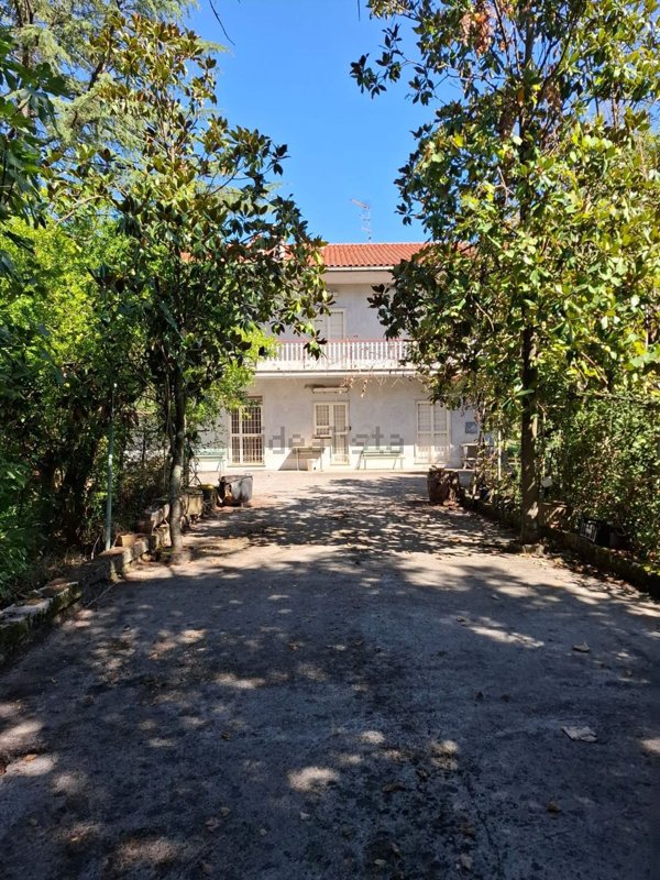 casa indipendente in vendita ad Anagni