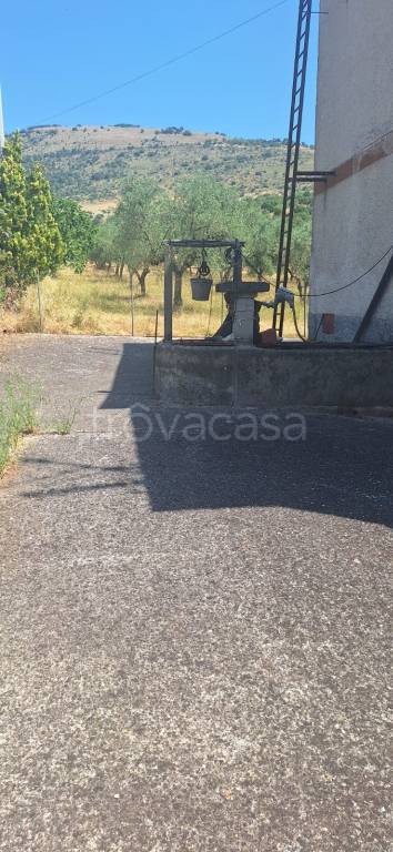 casa indipendente in vendita ad Anagni