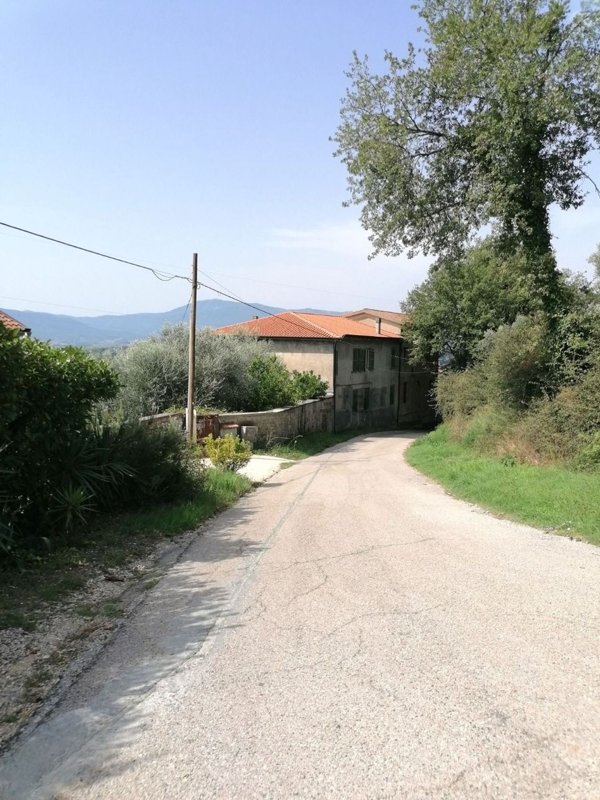 casa indipendente in vendita ad Anagni in zona Osteria della Fontana