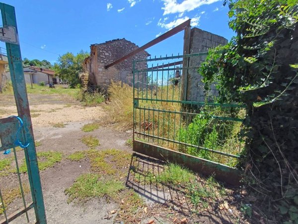 casa indipendente in vendita ad Anagni