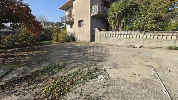 casa semindipendente in vendita ad Anagni in zona San Filippo